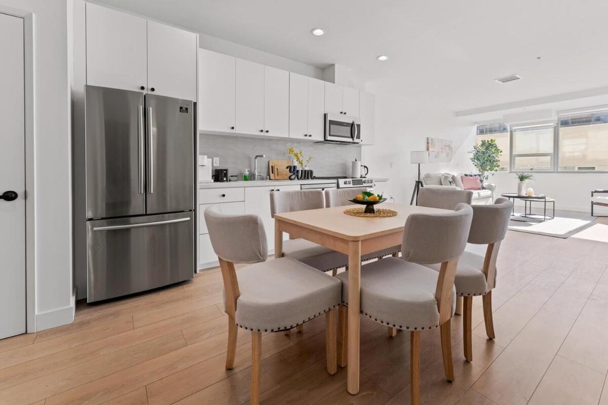 Chic Urban Retreat In La- 1bd Apartment *